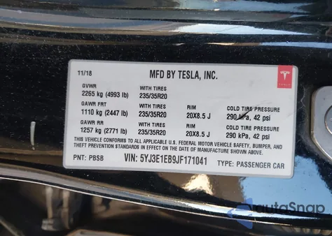 2018 Tesla Model 3 Long Range/Performance z USA, uszkodzony, nr VIN 5YJ3E1EB9JF171041